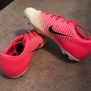 Nike cleats women